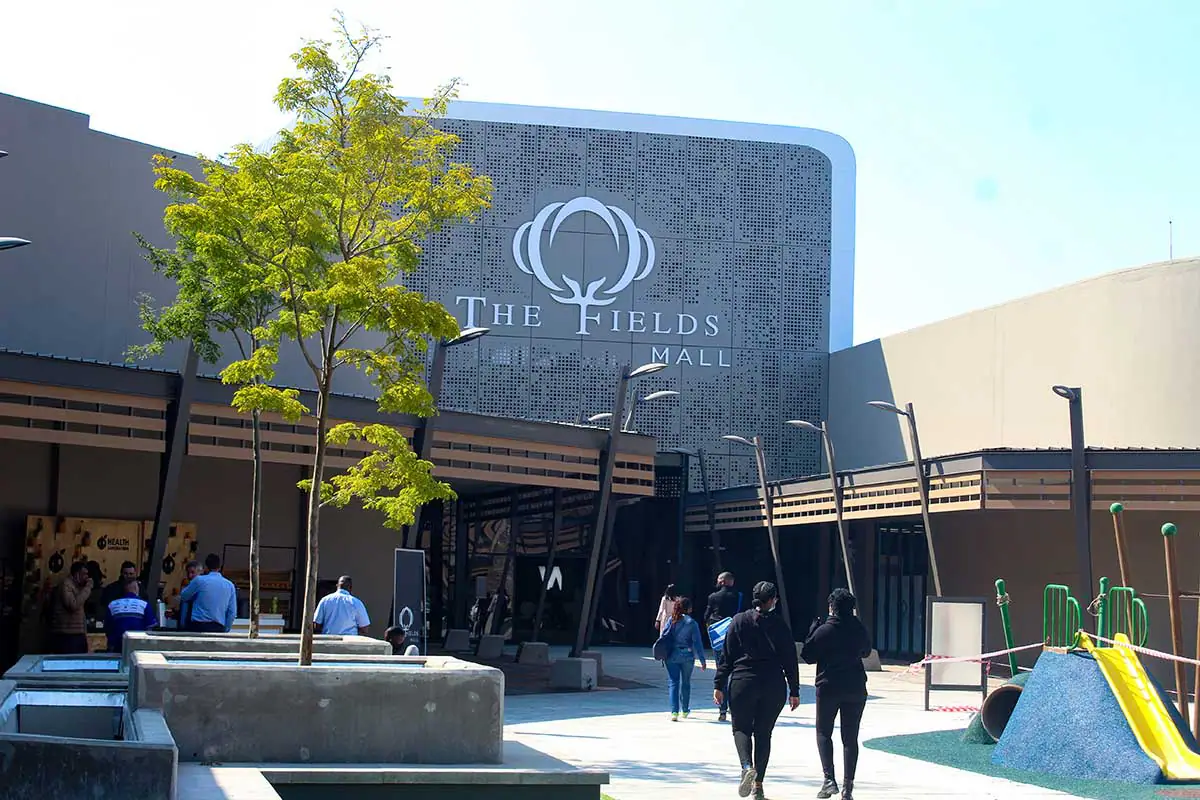 The Fields Mall piazza